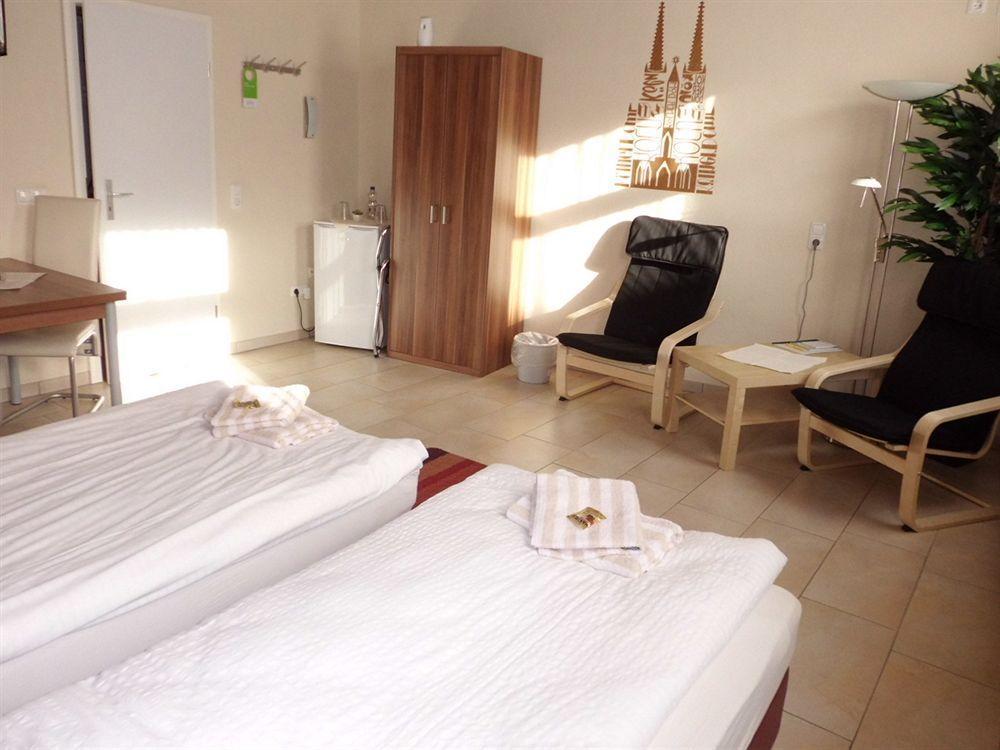 Hotel Schuetze Superior Huerth Luaran gambar
