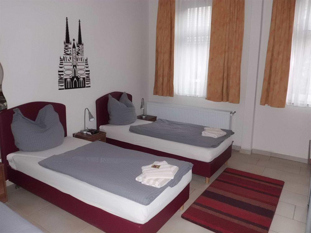 Hotel Schuetze Superior Huerth Luaran gambar