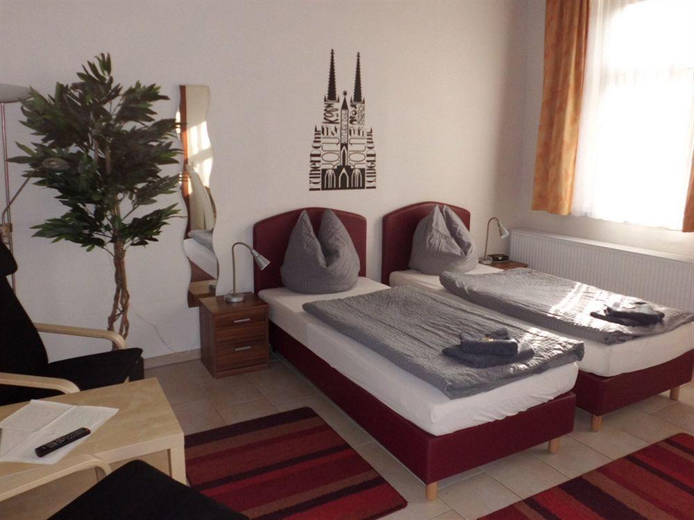 Hotel Schuetze Superior Huerth Luaran gambar