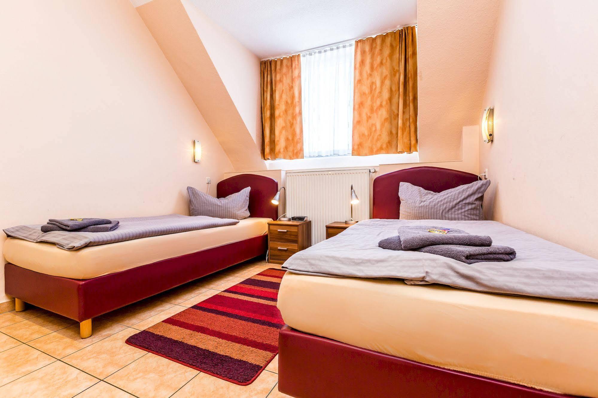 Hotel Schuetze Superior Huerth Luaran gambar