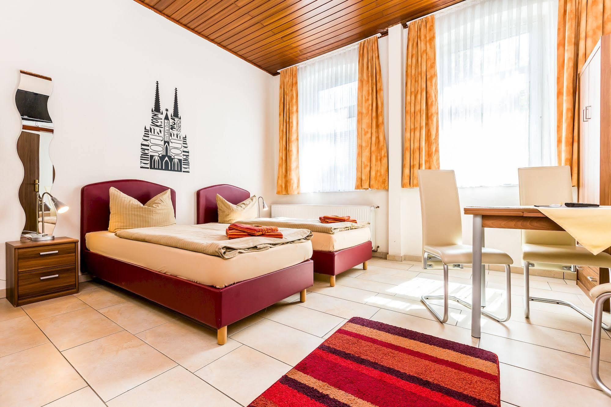 Hotel Schuetze Superior Huerth Luaran gambar